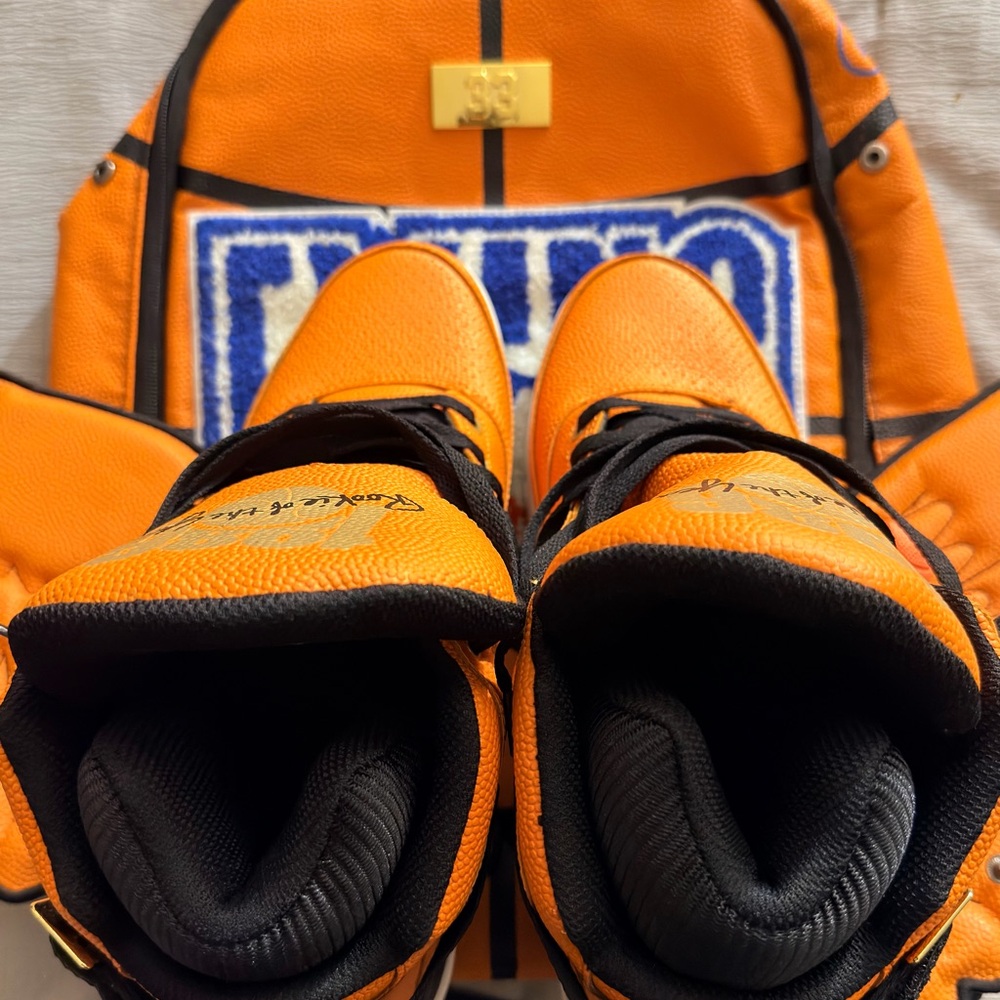 Rare!! Patrick Ewing 33 Hi Top Sneakers with Sprayground Wing backpack combo. - Picture 3 of 12
